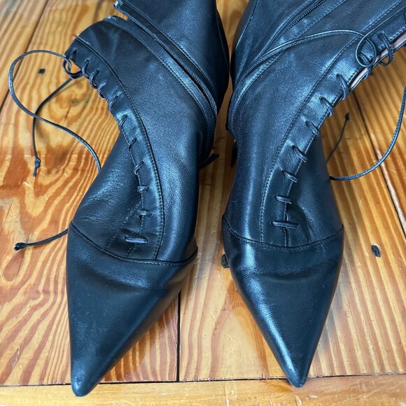 Tabitha Simmons Shoes - Tabitha Simmons black leather pointy kitten heel boots - Emmet